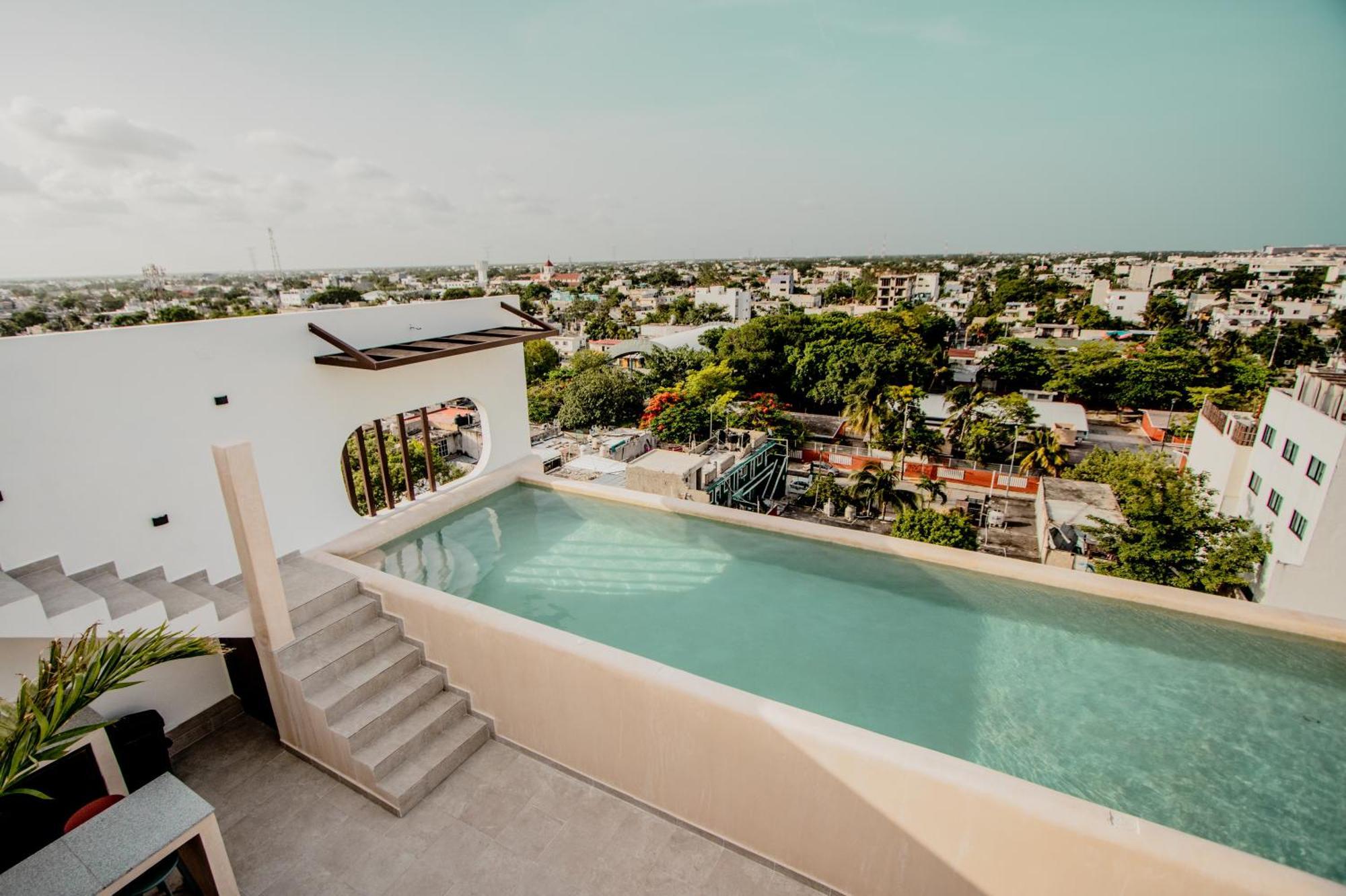 Appartamento With Ocean View Pool In Av 10 & 60 Street Playa del Carmen